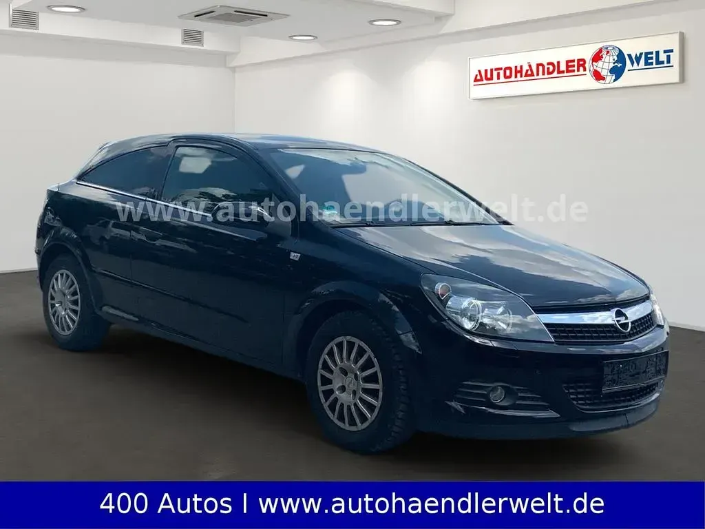 Gebraucht Opel Astra GTC Edition 90 PS (66 kW) 2009 Schwarz Coupé