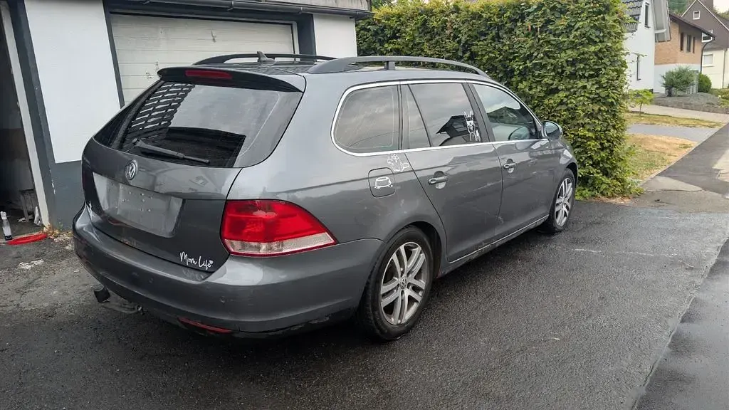 Gebraucht VW Golf V Sportline 140 PS (102 kW) 2007 Grau Limousine