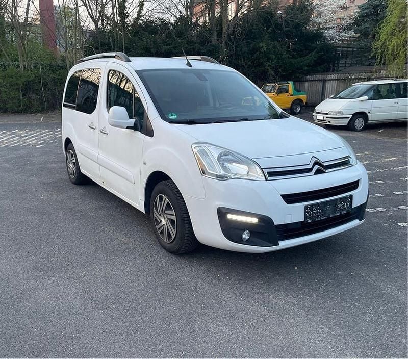 Gebraucht Citroën Berlingo 99 PS (72 kW) 2016 Weiß Van / Kleinbus