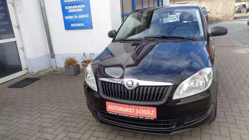 Gebraucht Skoda Fabia Active 60 PS (44 kW) 2014 Schwarz Limousine