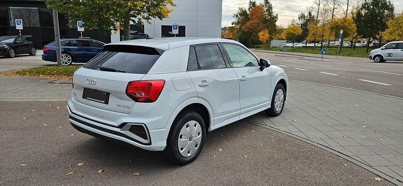 Gebraucht Audi Q2 S-Line 150 PS (110 kW) 2025 Weiß SUV