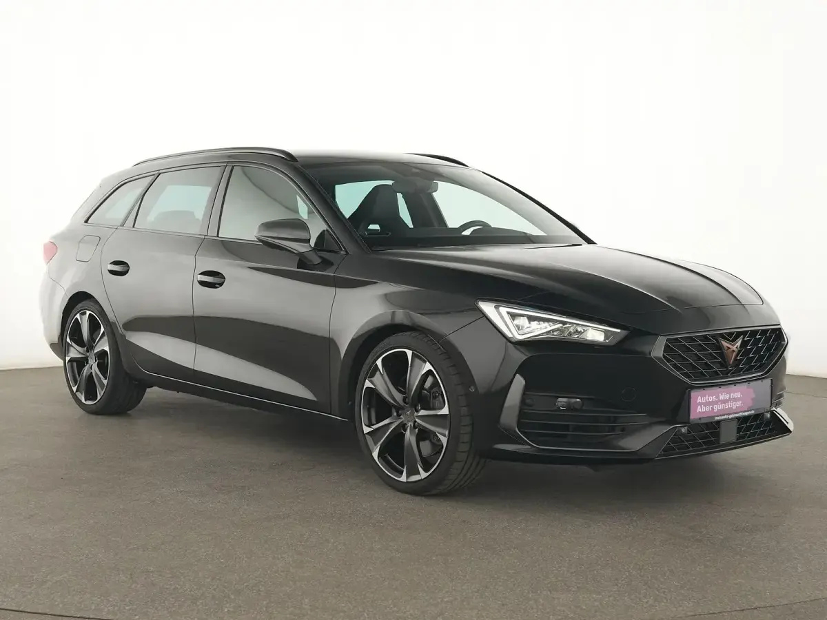Gebraucht Cupra Leon VZ 300 PS (220 kW) 2024 Mitternachtsschwarz Limousine