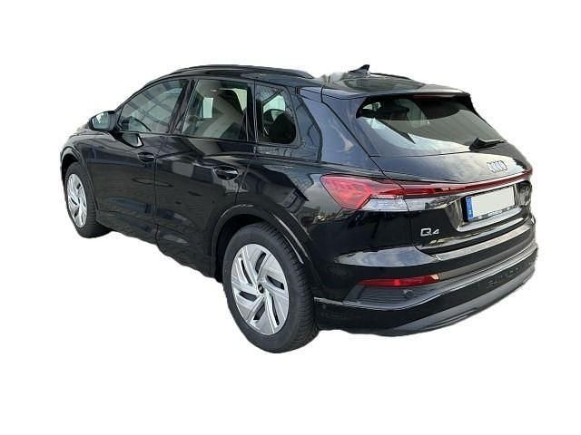 Gebraucht Audi Q4 e-tron Advanced 150 kW (204 PS) 2022 Mythosschwarz metallic SUV