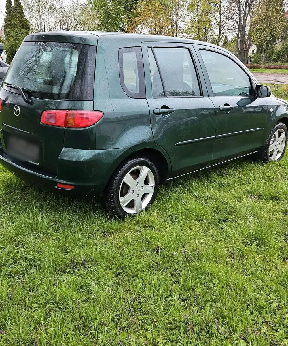 Usata Mazda 2 80 CV (58 kW) 2005 Verde Utilitaria