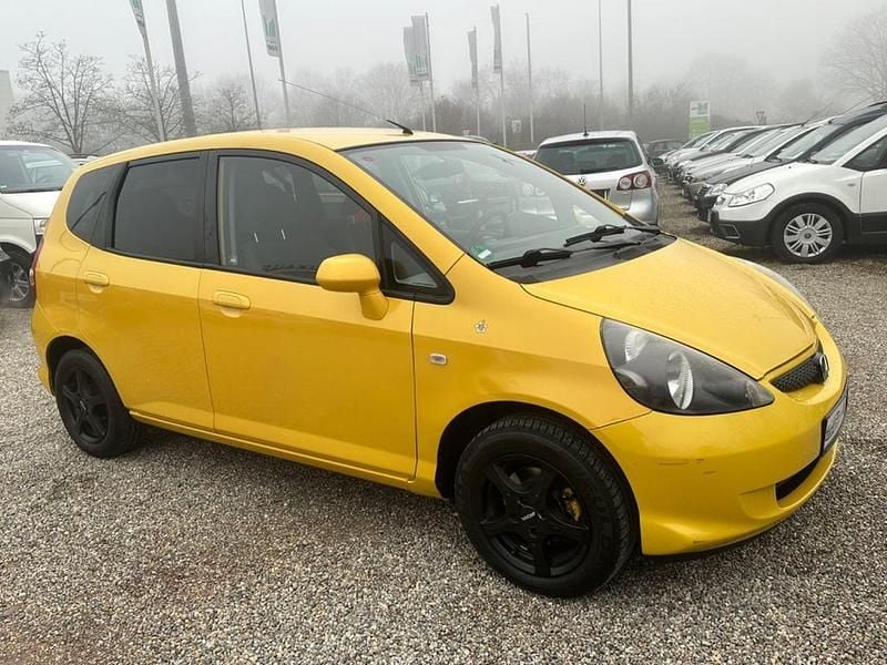 Gebraucht Honda Jazz Cool 77 PS (56 kW) 2006 Gelb Kleinwagen