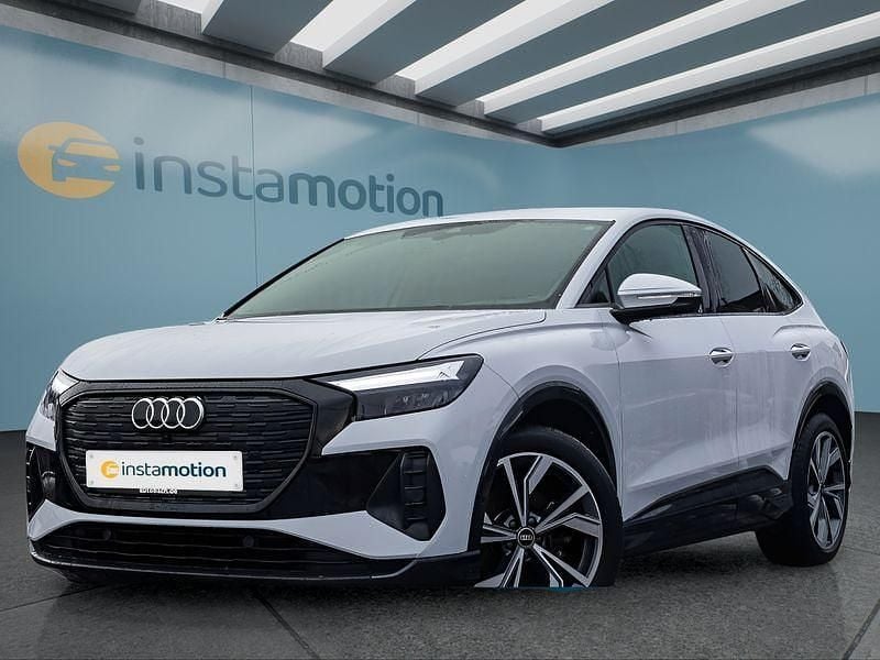 Weiß Gebraucht 2022 Audi Q4 Sportback e-tron SUV | 25.649 € (Guter Preis) - Bild 1/4