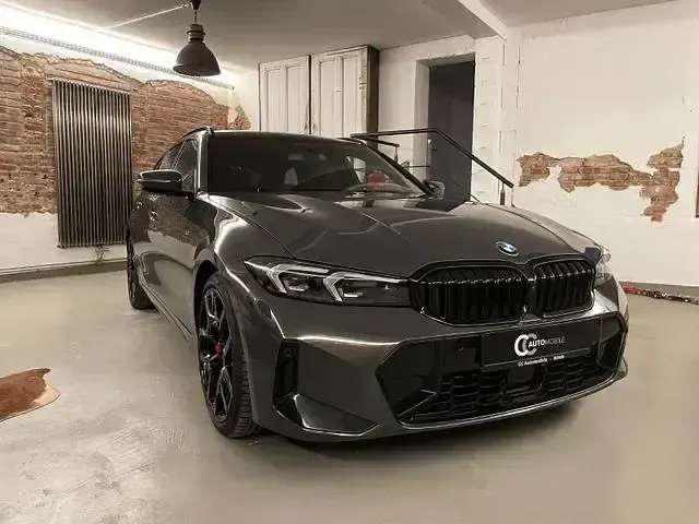 Gebraucht BMW 320 M Sport 190 PS (139 kW) 2025 Grau Limousine
