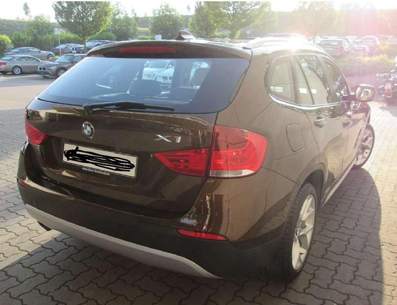 Gebraucht BMW X1 Efficient Dynamics 143 PS (105 kW) 2011 Braun SUV