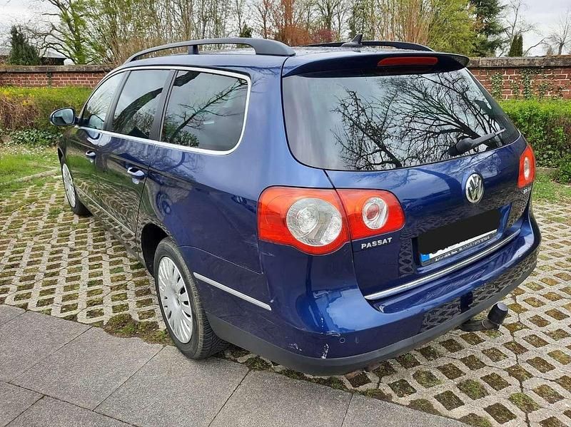 Second-hand VW Passat 140 CP (102 kW) 2007 Albastru Break