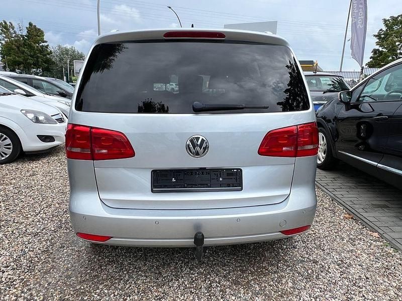 Gebraucht VW Touran Highline 170 PS (125 kW) 2012 Reflexsilber Van / Kleinbus