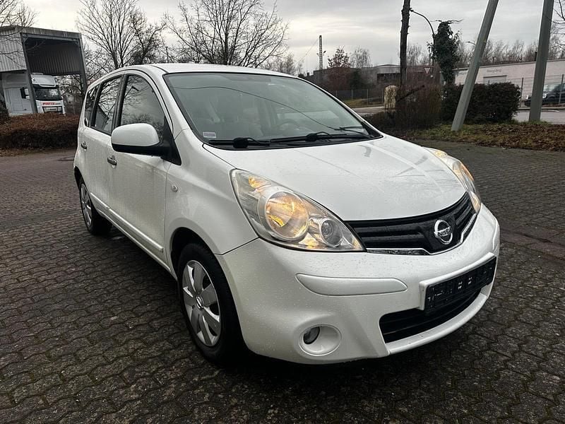 Weiß Gebraucht 2011 Nissan Note Limousine | 5.390 € (Fairer Preis) - Bild 1/4