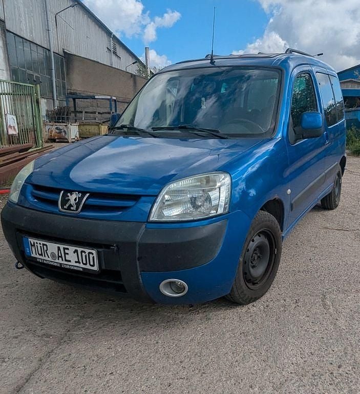 Blau Gebraucht 2006 Peugeot Partner Quiksilver Van / Kleinbus | 2.500 € (Guter Preis) - Bild 1/4