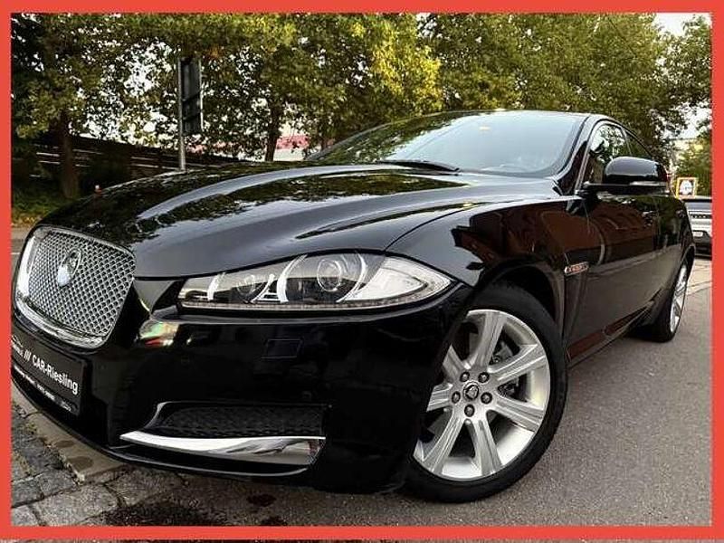 Schwarz Gebraucht 2012 Jaguar XF Limousine | 17.999 € (Fairer Preis) - Bild 1/4