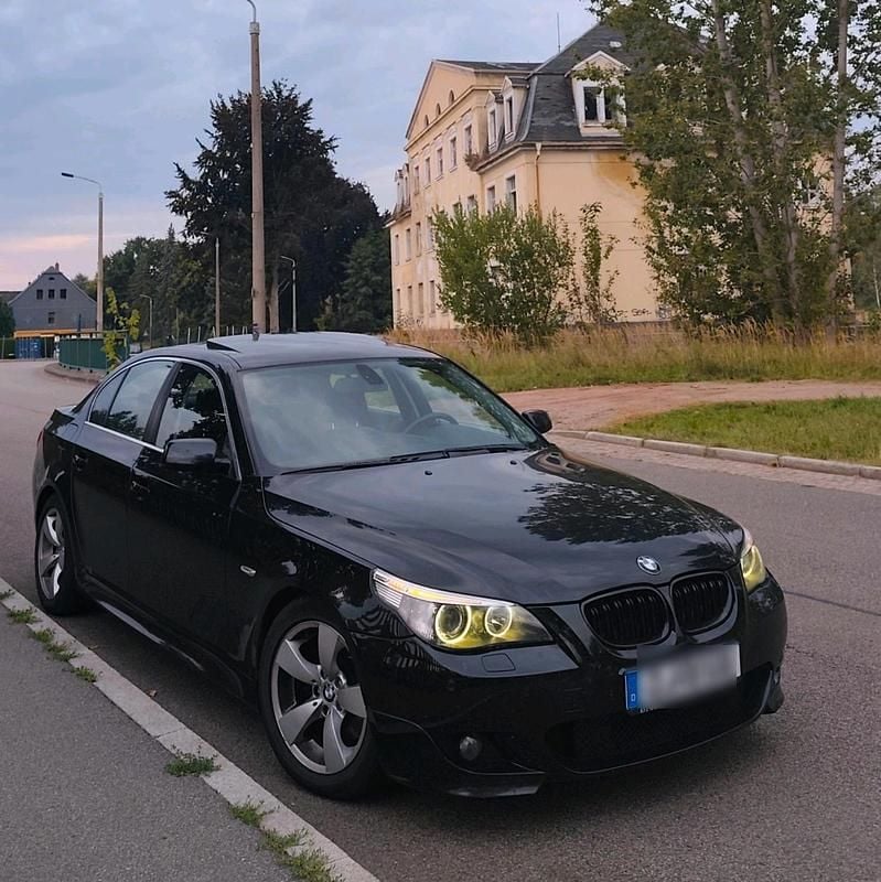 Schwarz Gebraucht 2004 BMW 530 Limousine | 7.890 € (Teuer) - Bild 1/3