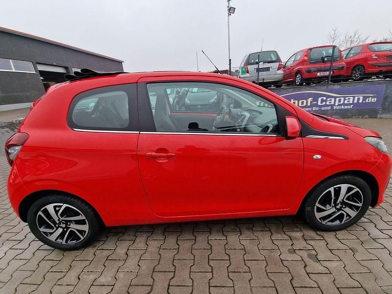 Gebraucht Peugeot 108 Active 69 PS (50 kW) 2014 Rot Kleinwagen