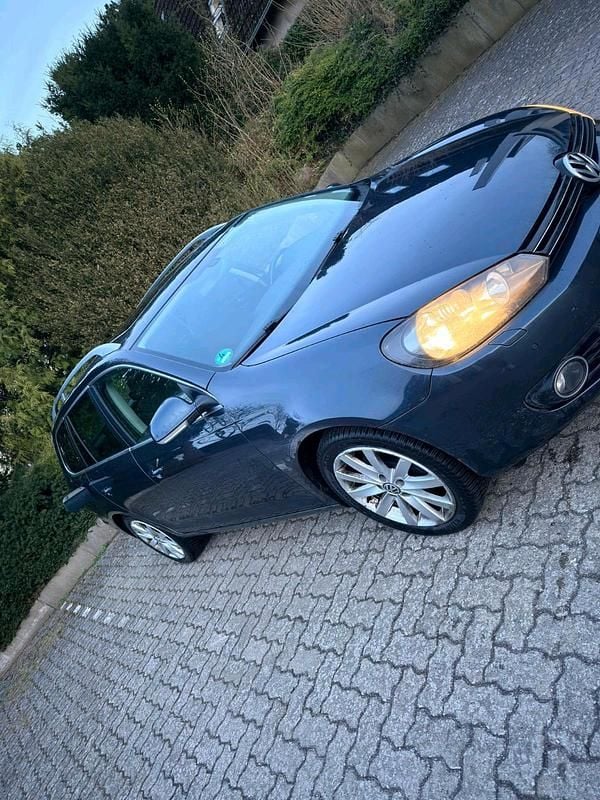 Gebraucht VW Golf VI 122 PS (89 kW) 2010 Blau Kleinwagen
