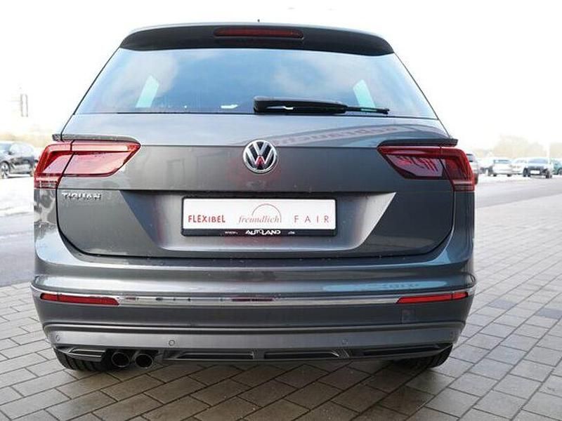 Gebraucht VW Tiguan Highline 150 PS (110 kW) 2020 Grau SUV