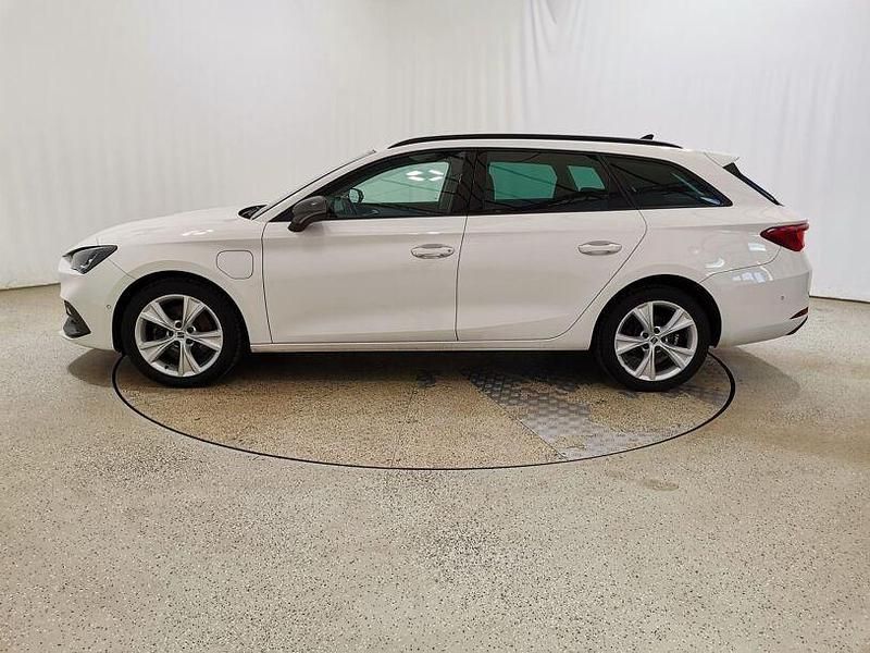 Gebraucht Seat Leon ST FR 204 PS (150 kW) 2021 "candy" weiss Kombi