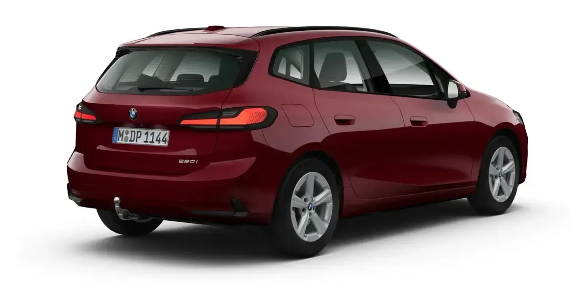 Gebraucht BMW 220 Active Tourer Luxury Line 170 PS (125 kW) 2025 Rot Van / Kleinbus