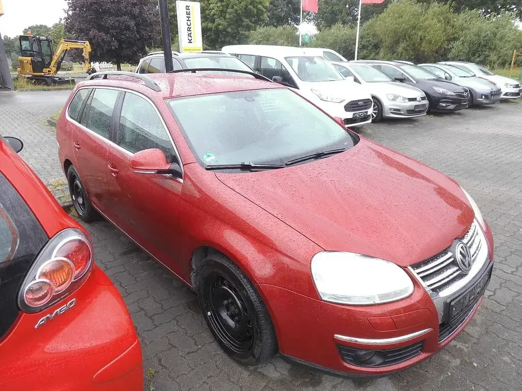 Gebraucht VW Golf VI Comfortline 160 PS (117 kW) 2009 Red spice Kleinwagen