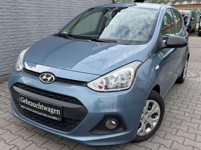Blau Gebraucht 2015 Hyundai i10 Classic Kleinwagen | 4.150 € - Bild 1/4