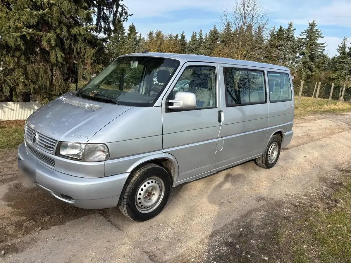 Gebraucht VW Multivan 101 PS (74 kW) 2002 Silber Van / Kleinbus