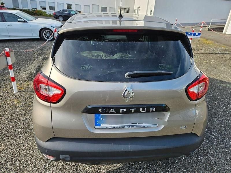 Usata Renault Captur 90 CV (66 kW) 2014 Marrone SUV