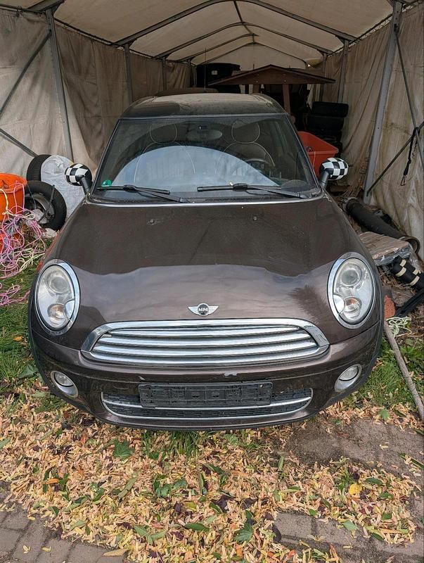 Braun Gebraucht 2009 Mini Clubman Kombi | 4.500 € - Bild 1/4