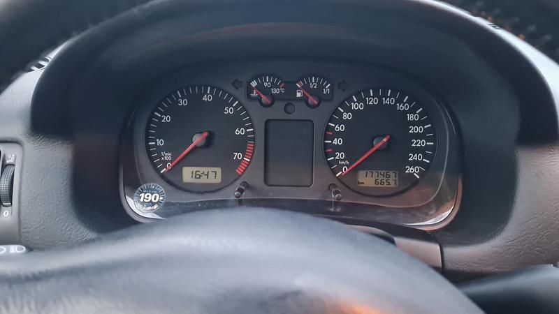 Gebraucht VW Golf IV 101 PS (74 kW) 1999 Grün Kleinwagen