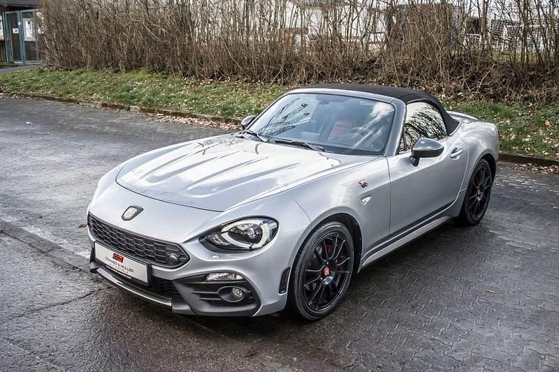 Gebraucht Abarth 124 Spider 170 PS (125 kW) 2018 Silber Cabrio