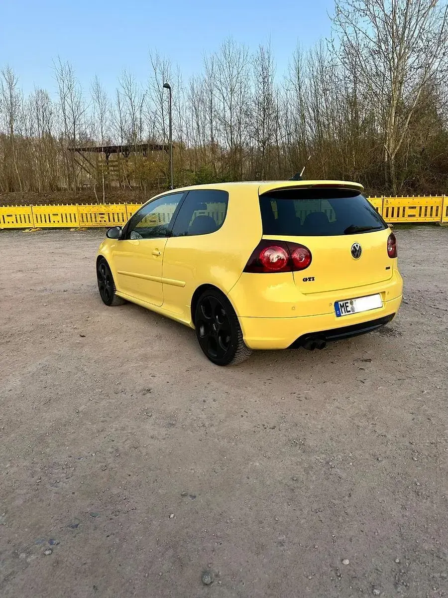 Gebraucht VW Golf Edition 230 PS (169 kW) 2008 Gelb Coupé