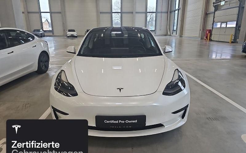 Gebraucht Tesla Model 3 RWD 205 kW (279 PS) 2021 Weiß Limousine
