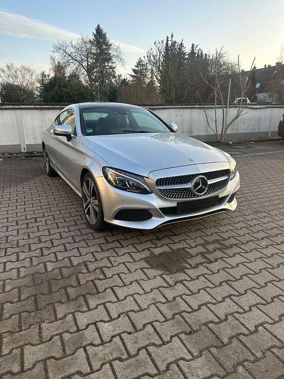 Gebraucht Mercedes C220 Edition 1 170 PS (125 kW) 2016 Silber Coupé