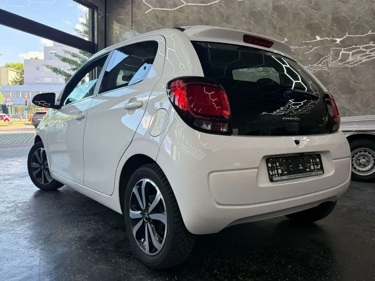Gebraucht Citroën C1 Shine 82 PS (60 kW) 2016 Weiß Kleinwagen