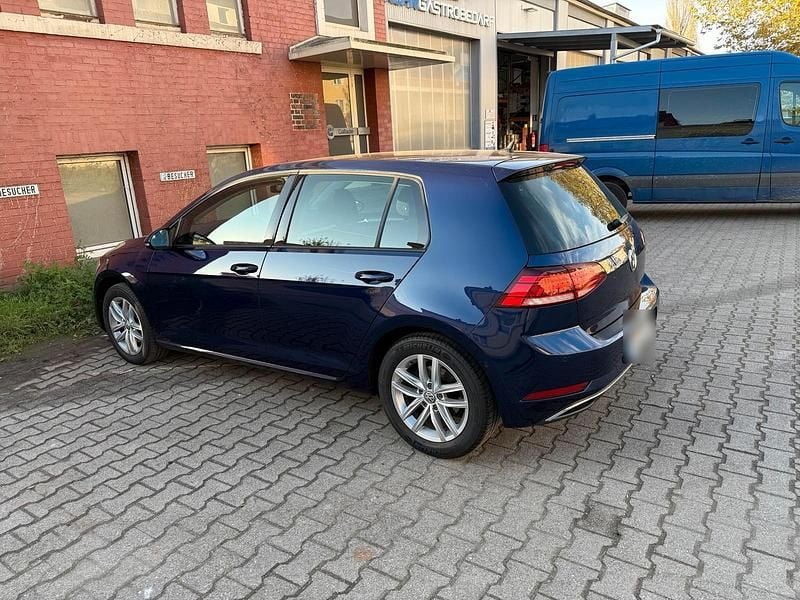 Gebraucht VW Golf VII 150 PS (110 kW) 2019 Blau Limousine