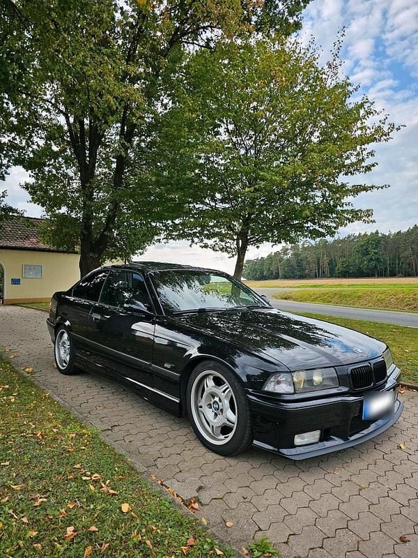 Używany BMW M3 315 KM (231 kW) 1995 Czarny Coupe