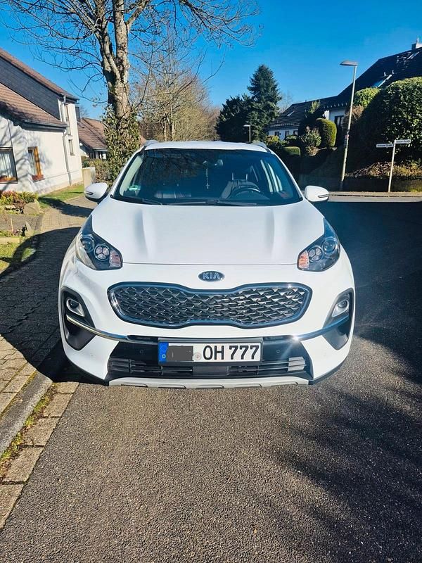 Gebraucht Kia Sportage 136 PS (100 kW) 2021 Weiß SUV