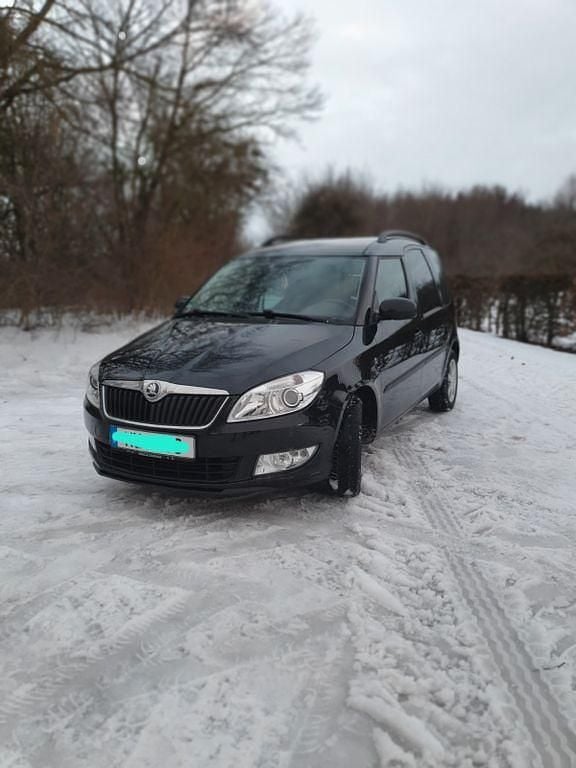 Gebraucht Skoda Roomster Fresh 105 PS (77 kW) 2014 Schwarz Van / Kleinbus