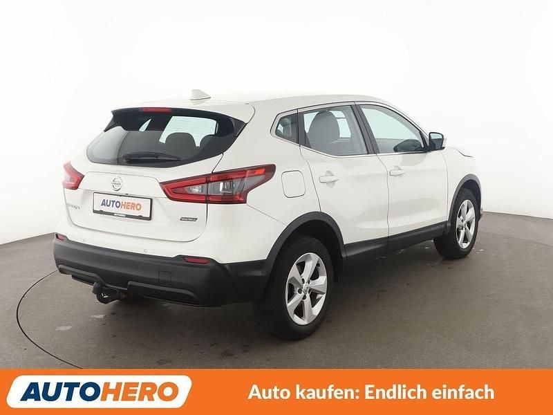 Gebraucht Nissan Qashqai Acenta 159 PS (116 kW) 2019 Weiß SUV