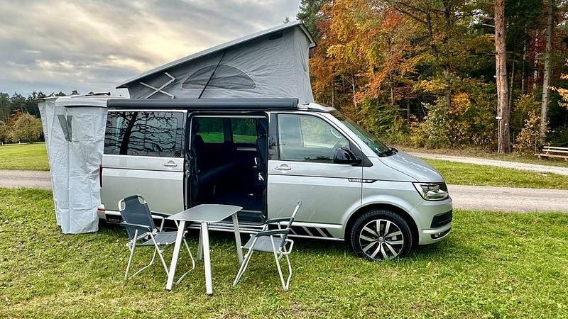 Silber Gebraucht 2018 VW T6 Beach Van | 44.000 € - Bild 1/4