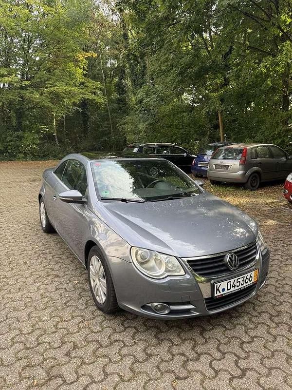 Grau Gebraucht 2008 VW Eos Individual Cabrio | 4.799 € (Fairer Preis) - Bild 1/4