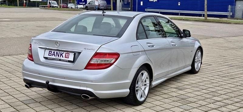 Gebraucht Mercedes C320 224 PS (164 kW) 2008 Silber Limousine