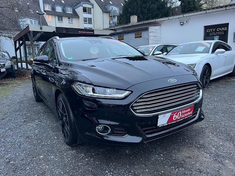 Gebraucht Ford Mondeo Titanium 179 PS (131 kW) 2017 Schwarz Limousine