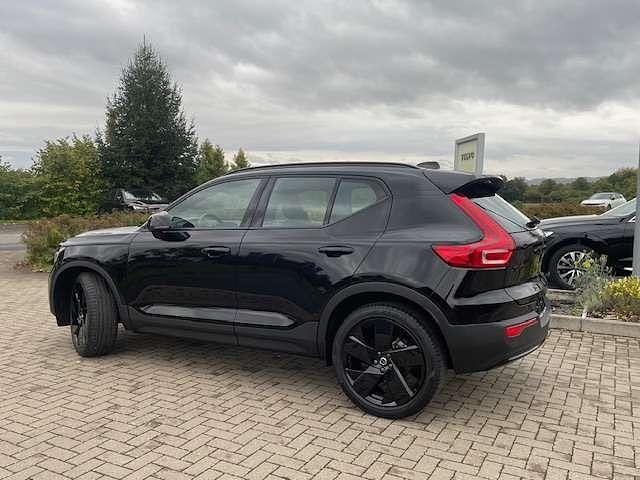 Gebraucht Volvo XC40 120 PS (88 kW) 2025 SUV
