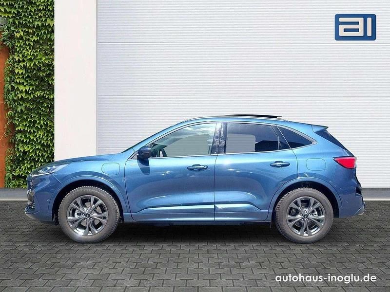 Gebraucht Ford Kuga ST-Line 152 PS (111 kW) 2022 Chromablau metallic SUV