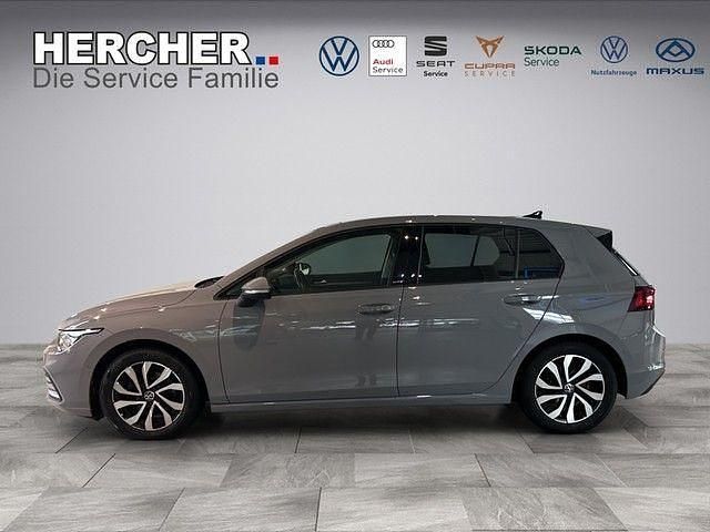 Gebraucht VW Golf VIII Active 150 PS (110 kW) 2022 Grau Limousine