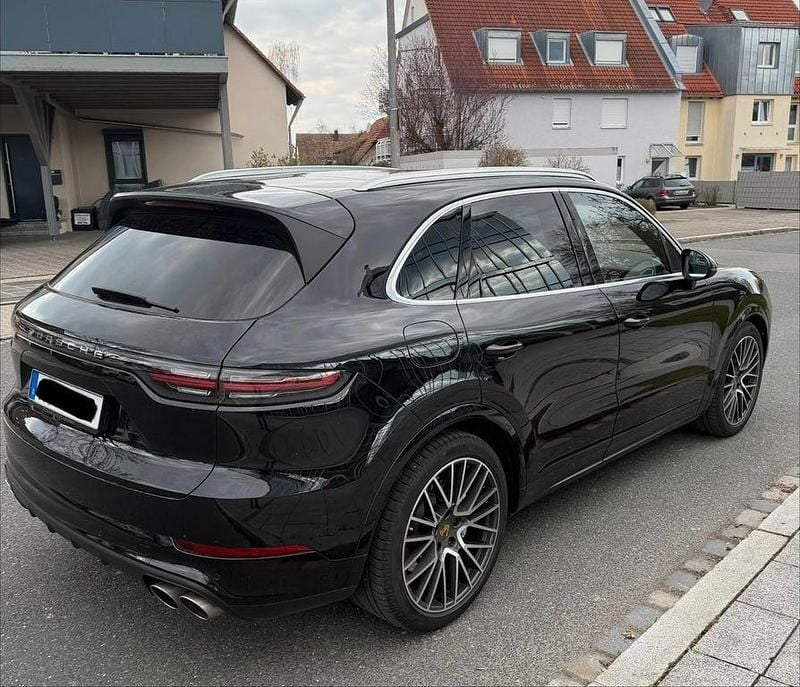 Gebraucht Porsche Cayenne 441 PS (324 kW) 2018 Schwarz SUV
