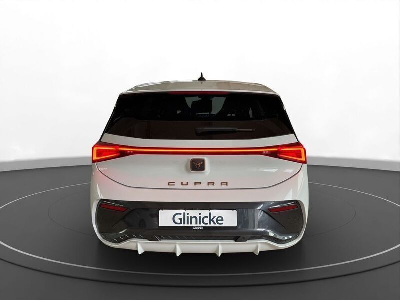 Gebraucht Cupra Born 150 kW (204 PS) 2022 Eisweiß Kleinwagen