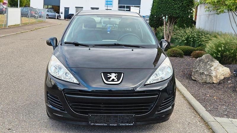 Schwarz Gebraucht 2010 Peugeot 207 Tendance Kleinwagen | 3.499 € (Fairer Preis) - Bild 1/4