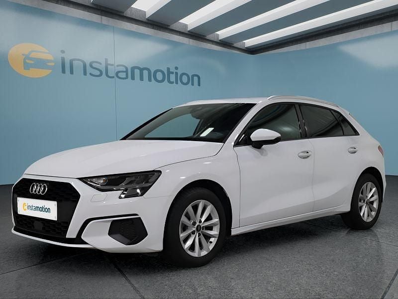 Second-hand Audi A3 116 CP (85 kW) 2022 Alb Berlinǎ